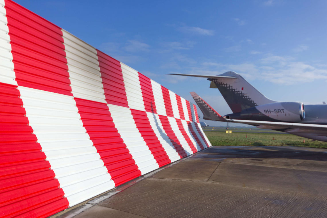 IAC Curved Jet Wake Barriers ændrer retningen på jetstrømmen